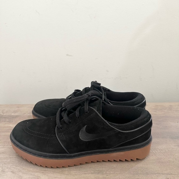 Nike SB Janoski Golf men size 7.5 NWOTB casual black shoes main image 6